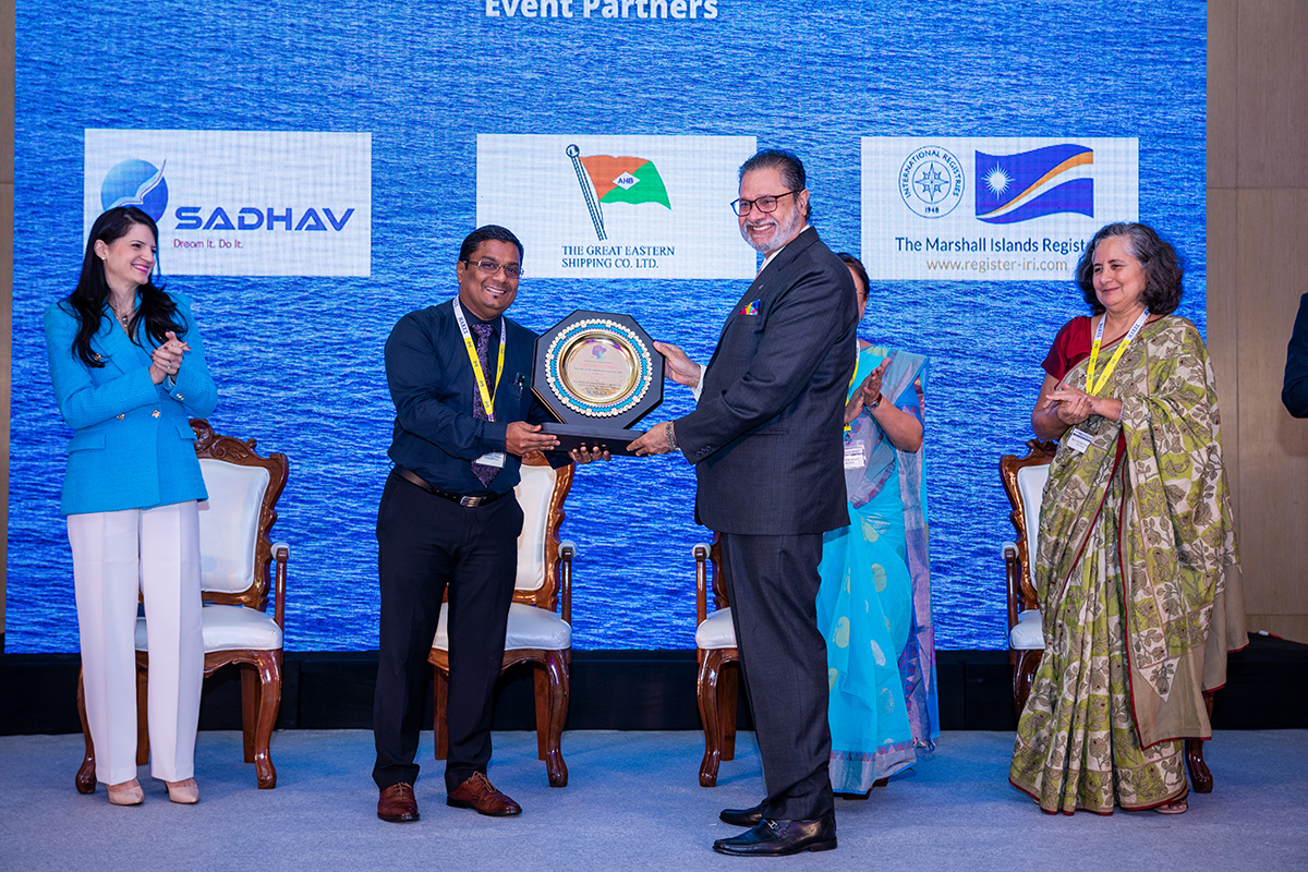 Felicitation of Guest of Honour: Capt Venky Viegas by Capt. MP Bhasin